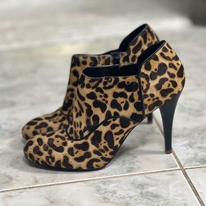 Rockport adiPRENE by adidas Leopard 3.75” bootie, hardly worn, size 9.5